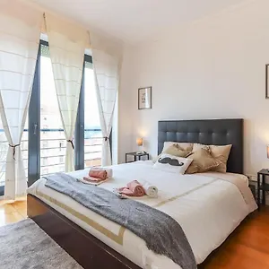 Apartamento Portucale ! Modern With Garage, Lisboa